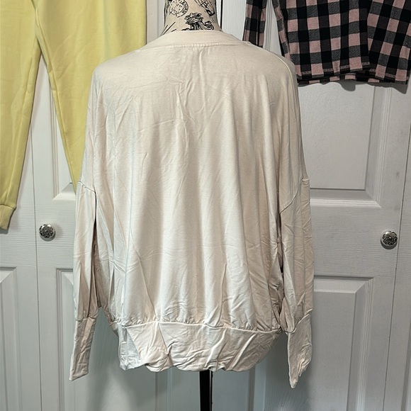 BB Dakota X Steve Madden Cream Sweater - Picture 3 of 8